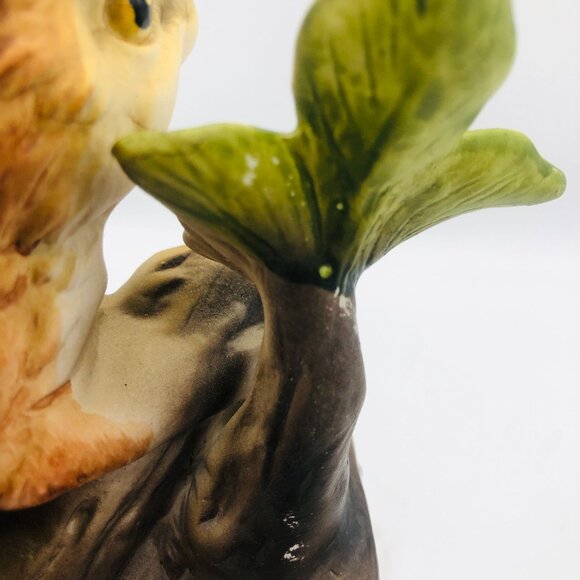 Vintage Hand-Painted Porcelain Beaver Figurine on Tree Flowers 5" Studio Made - Picture 5 of 9